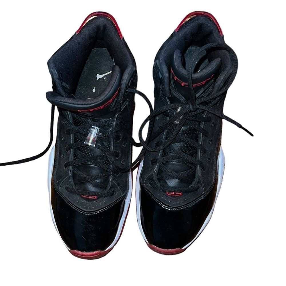 Air-inspired Men’s Black & Red Basketball Sneakers